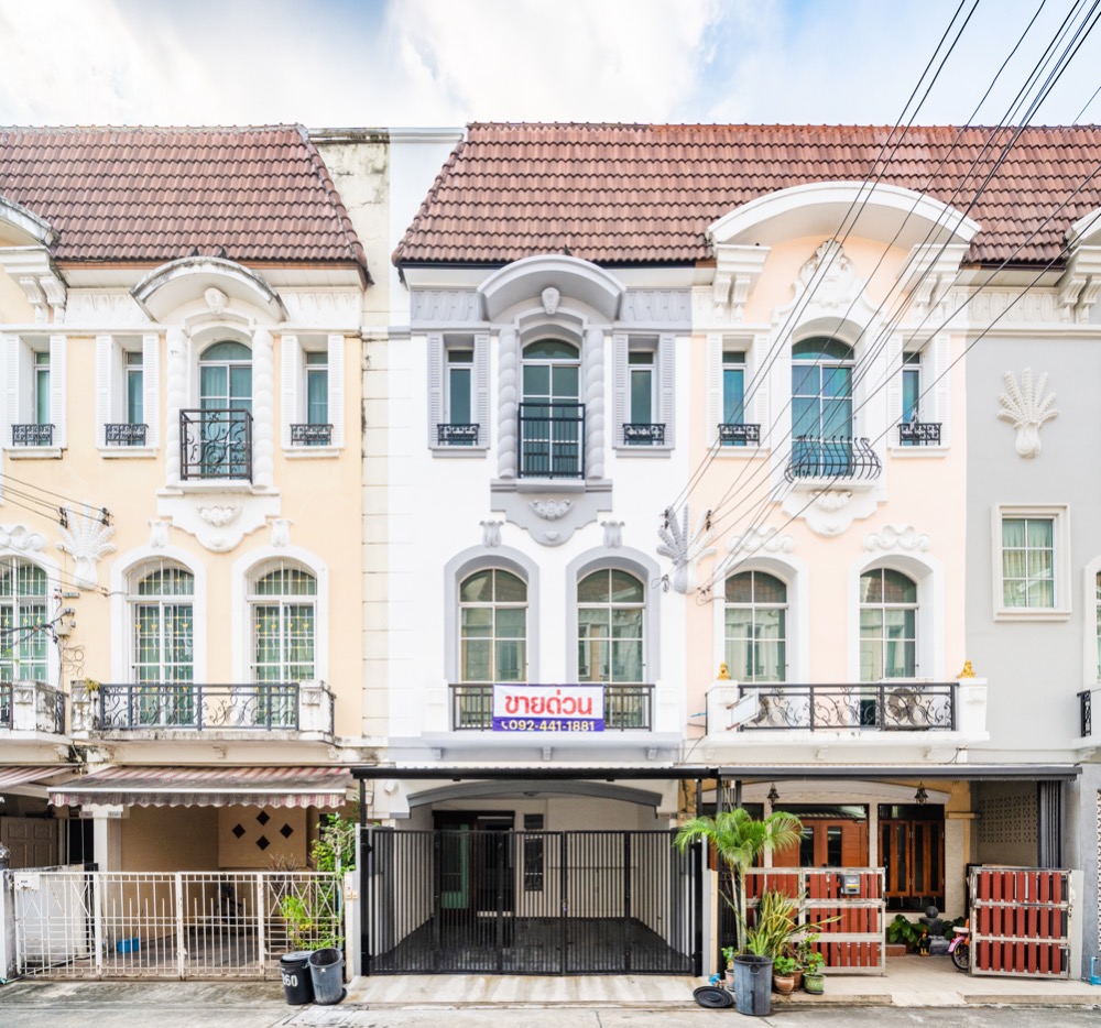 For SaleTownhouseKasetsart, Ratchayothin : Townhouse for sale Baan Klang Muang Monte Carlo Ratchavipha