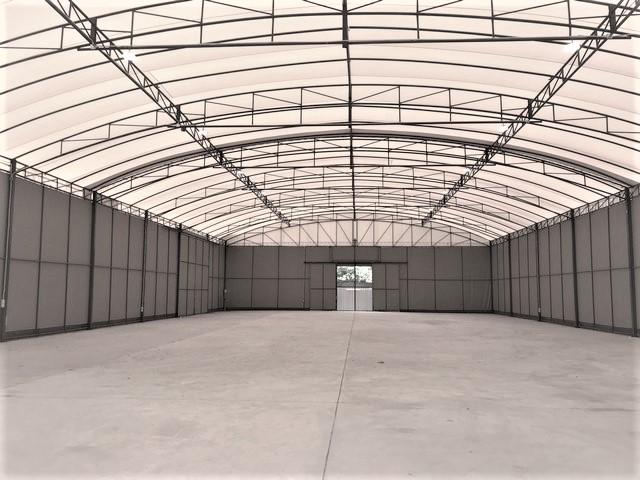 For RentWarehouseRama9, Petchburi, RCA : Warehouse for rent with office 1-0-11 rai, usable area 1,012 sq m., Rama 9 area, Thian Ruam Mit, Huai Khwang, Pracha Uthit, near KPN building, near expressway, near MRT, suitable for storing goods, the largest vehicle that can enter is 6 large wheels.