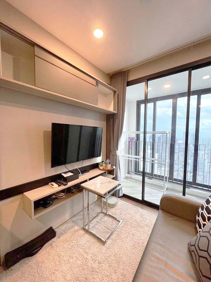 For RentCondoSiam Paragon ,Chulalongkorn,Samyan : Ashton Chula-Silom fully furnished + Stunning open view (near MRT Samyan, Chamchuri Square, Chulalongkorn University, Samyan Mitrtown)