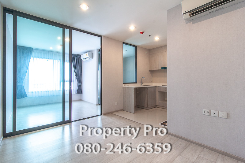 For SaleCondoPinklao, Charansanitwong : MF24S-004 Condo for Sale Life Pinklao 35 sqm 1bedroom Pool view near MRT Bang Yi Khan, Charan Sanitwong, Siriraj Hospital