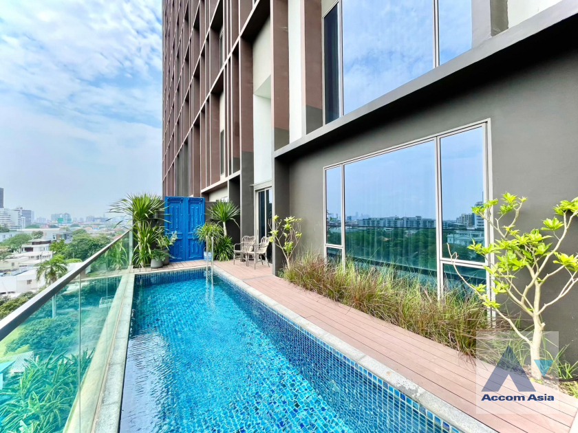 For SaleCondoSukhumvit, Asoke, Thonglor : Corner Unit, Private Swimming Pool, Double High Ceiling, Duplex Condo, Pet-friendly | 2 Bedrooms Condominium for Sale in Sukhumvit, Bangkok near BTS Thong Lo at Ashton Morph 38 (AA39418)