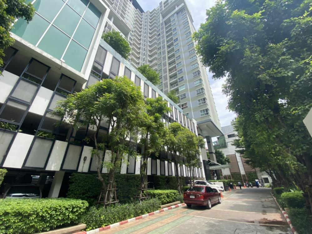 For SaleCondoRama9, Petchburi, RCA : Sell condominium parkland grand Asoke-Phetchaburi, near MRT. Phetchaburi 400 meters, near Srinakharinwirot University (SWU)