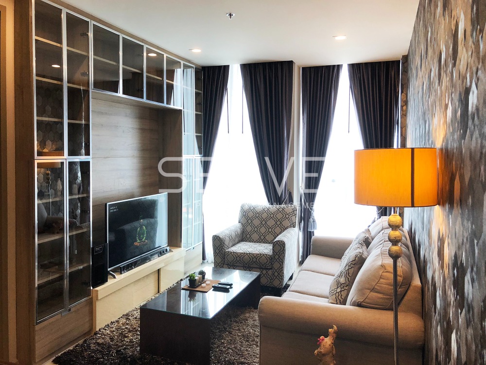 For RentCondoWitthayu, Chidlom, Langsuan, Ploenchit : Corner Unit 2 Beds 2 Baths Modern on Super High Fl. 30+ Connect to BTS Phloen Chit at Noble Ploenchit Condo / For Rent