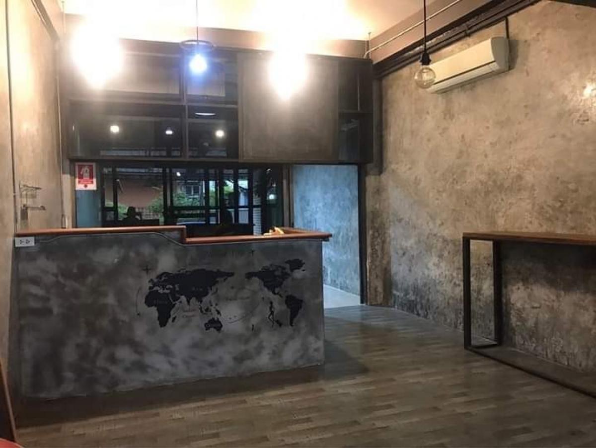 For RentTownhouseVipawadee, Don Mueang, Lak Si : Townhouse/commercial building for rent, 3 floors, Soi Phahonyothin 59 🚝 suitable for living or doing business, good location, next to BTS Phahonyothin 59, very comfortable to walk 🥳🔥