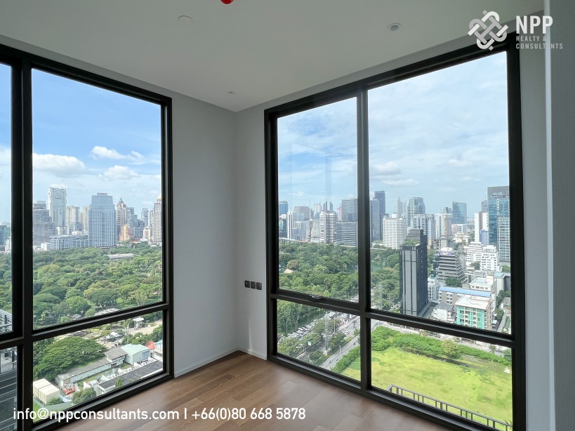 ขายคอนโดวิทยุ ชิดลม หลังสวน : 3 Bedrooms For sale at Muniq Langsuan