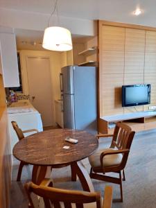 ขายคอนโดวิทยุ ชิดลม หลังสวน : SELL ( 7.2 MB) - Pet Friendly Condo @BTS Ploenchit - 1 Bed 58 Sqm