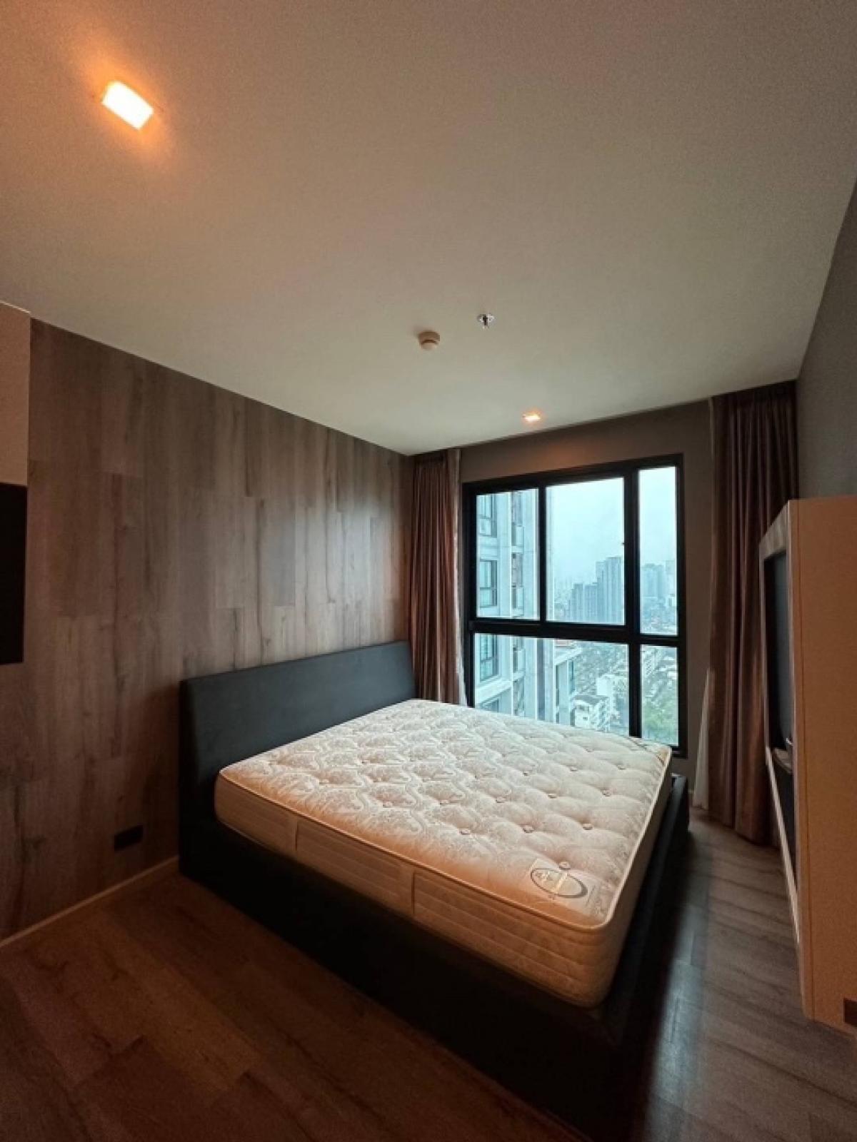 For SaleCondoRatchadapisek, Huaikwang, Suttisan : Sell 1 bedroom, 46 sqm., 23rd floor, price 5,900,000 baht