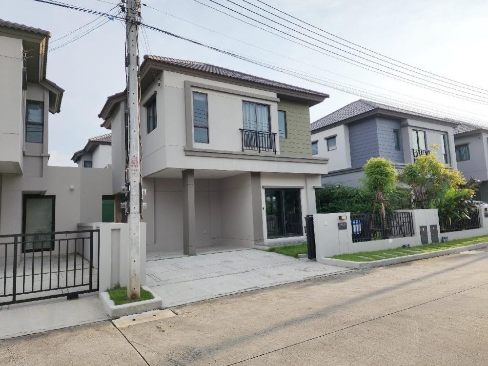 For SaleHousePathum Thani,Rangsit, Thammasat : For sale with tenant: 2-story semi-detached house, V-compound project, V-compound Tiwanon-Rangsit, Mueang District, Pathum Thani Province.