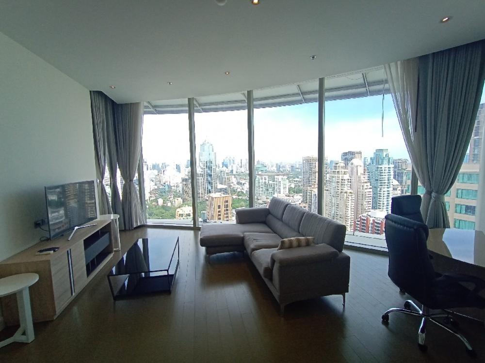 For RentCondoWitthayu, Chidlom, Langsuan, Ploenchit : Luxury 2 Bedroom Condo