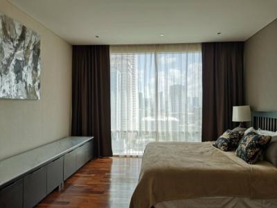 For RentCondoSukhumvit, Asoke, Thonglor : Fullerton, 96 sqm. cozy Two Bedroom Condo for Rent at Fullerton.