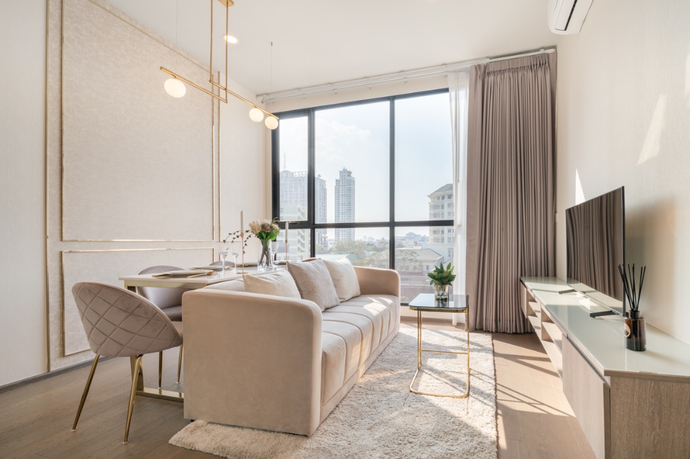 For RentCondoRatchathewi,Phayathai : ✅𝗥𝗲𝗮𝗱𝘆 𝘁𝗼 𝗺𝗼𝘃𝗲 𝗶𝗻 Two Bedroom with INTERNET @ Park Origin Phayathai (Hampton Residence Phayathai)