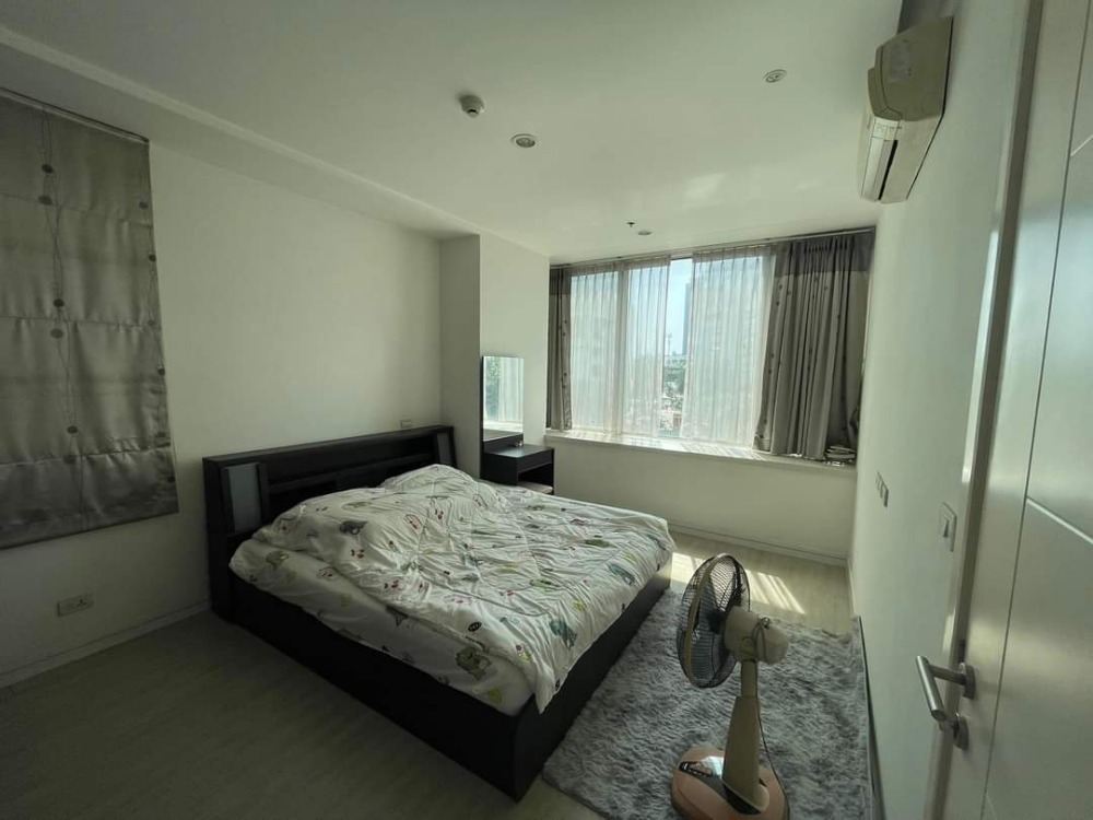 For RentCondoRama9, Petchburi, RCA : For rent, T.C. Green Rama 9, size 40 sq m. 1 bedroom, price 15,000