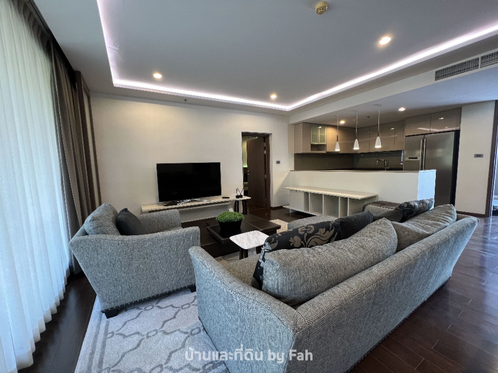 For SaleCondoSathorn, Narathiwat : Condo for sale in the heart of Sathorn, The Hudson Sathorn 7 (Sathorn Soi 7), 2 bedrooms, 2 bathrooms, beautifully decorated, ready to move in.