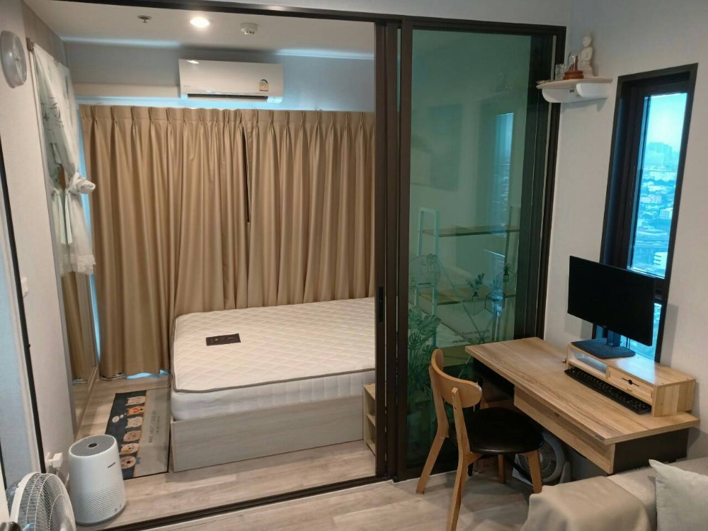 For RentCondoRama9, Petchburi, RCA : For rent! Privacy Rama 9, size 23 sq m., price 11,000 baht, with furniture and appliances.