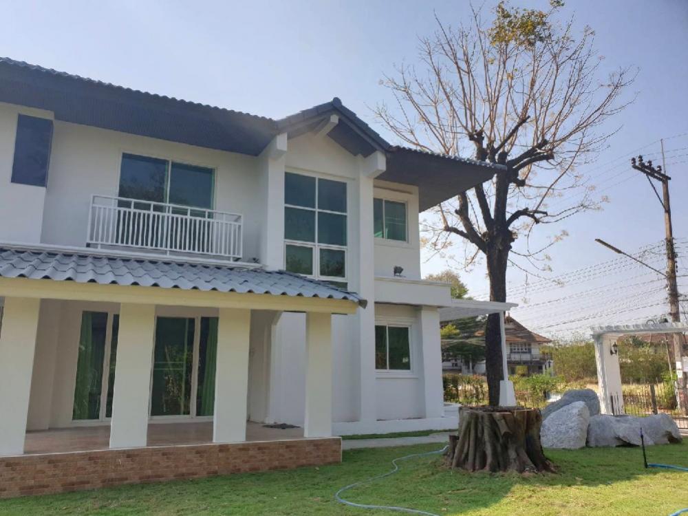 For SaleHouseKorat Nakhon Ratchasima : Beautiful house for sale in the heart of Korat, Ratchathani University.