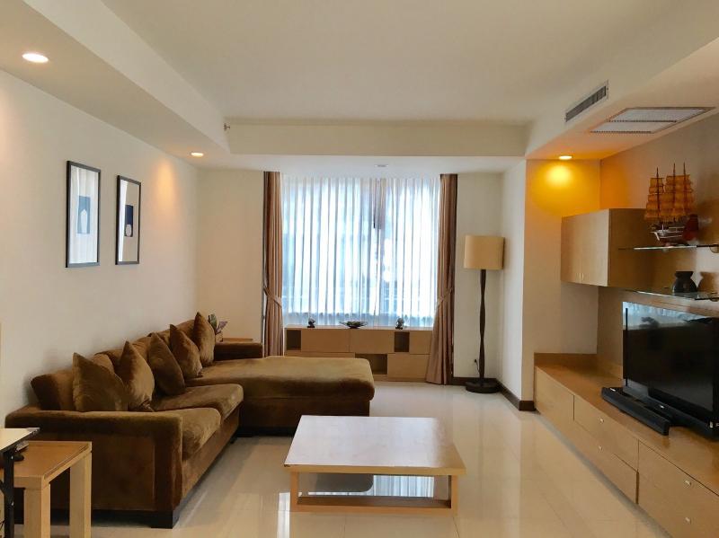 For SaleCondoWitthayu, Chidlom, Langsuan, Ploenchit : Condo For Sale The Rajdamri 2 Bedroom 2 Bathroom 112 sqm