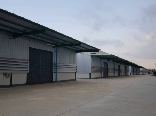 For RentWarehouseBangna, Bearing, Lasalle : For Rent Warehouse for rent, Soi Kanchanaphisek Near Suvarnabhumi Airport / Area 1,125 square meters and 1,900 square meters, trailer can enter and exit.