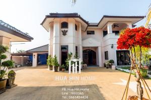 For SaleHouseHuahin, Prachuap Khiri Khan, Pran Buri : Stunning two-storey house on a large plot in Hua Hin, for sale 20 million baht