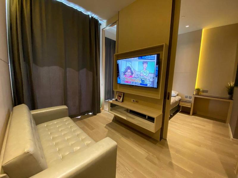 For SaleCondoSilom, Saladaeng, Bangrak : Condo For Sale Ashton Silom 1 Bedroom 1 Bathroom 35 sqm