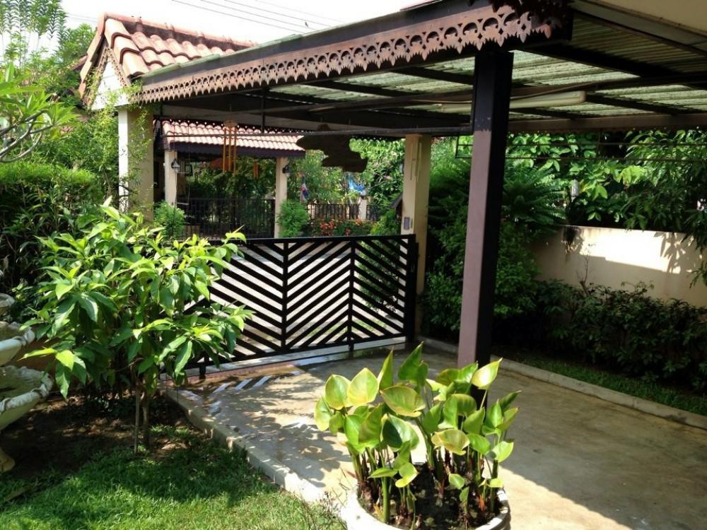 For SaleHouseChiang Mai : For sale: 3 bedroom cosy home in Chiangmai