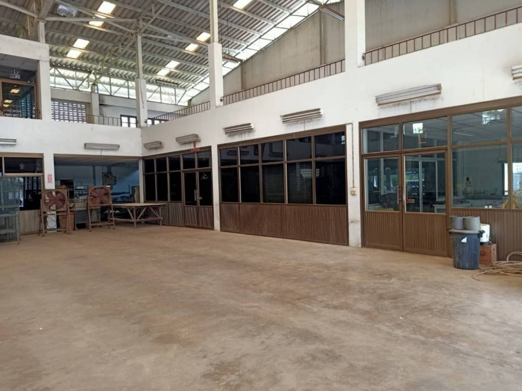 For RentFactoryPhutthamonthon, Salaya : Warehouse for rent, Thawi Watthana Road, Thawi Watthana Subdistrict, Thawi Watthana District, area 1-0-0 rai, usable area 600 square meters