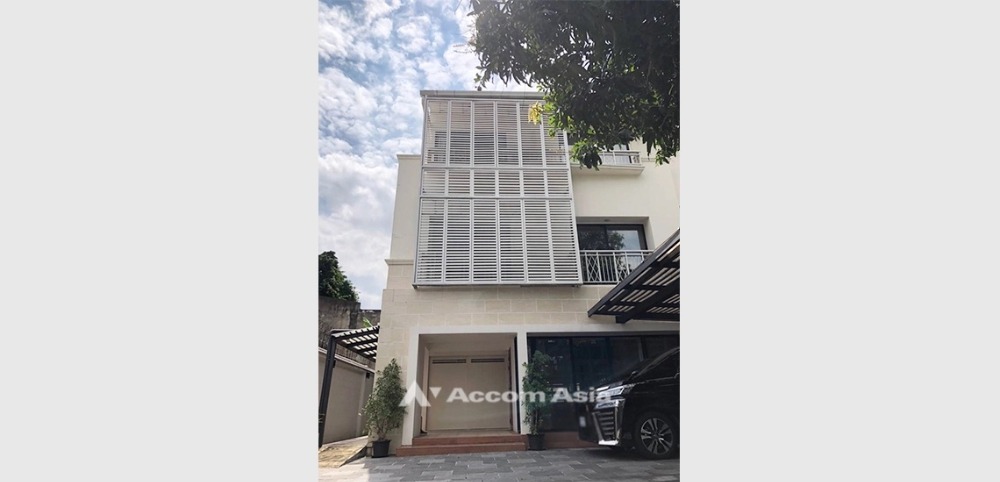 ให้เช่าบ้านสุขุมวิท อโศก ทองหล่อ : 3 Bedrooms House for Rent in Sukhumvit, Bangkok near BTS Thong Lo (AA26983)