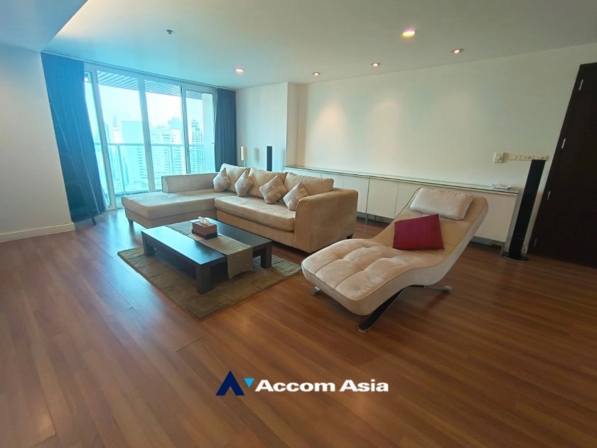 For RentCondoWitthayu, Chidlom, Langsuan, Ploenchit : 2 Bedrooms Condominium for Rent in Ploenchit, Bangkok near BTS Chitlom at Urbana Langsuan (AA23326)