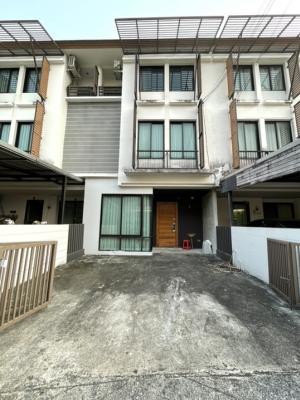 For RentTownhouseKaset Nawamin,Ladplakao : For rent, Areeya Mowa, Lat Pla Khao, Kaset Nawamin, beautiful house.