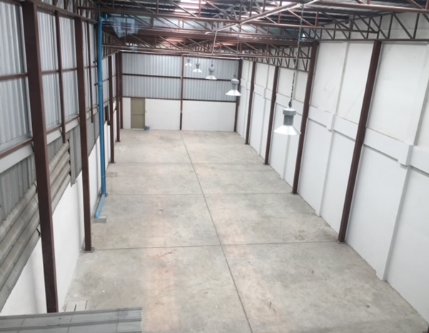 For RentWarehouseRama 2, Bang Khun Thian : For Rent, a new warehouse with offices, along the Ring Road - Pracha Uthit - Rama 2, area 540 square meters, suitable for warehouses, online businesses, etc.