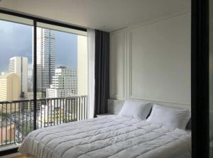 ขายคอนโดสาทร นราธิวาส : Noble Revo Silom / 1 Bedroom (FOR SALE), โนเบิล รีโว สีลม / 1 ห้องนอน (ขาย) NUT679