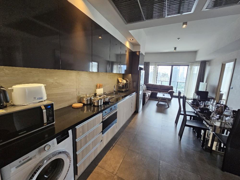 ให้เช่าคอนโดสุขุมวิท อโศก ทองหล่อ : 2 beds at The Lofts Asoke for Rent