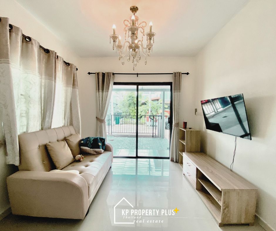 For RentTownhouseChaengwatana, Muangthong : ✔️*** Rent*** ✔️ Townhome in front of Pruksa Ville 65/1, next to Robinson Srisamarn, corner house, good location, beautifully decorated. With furniture, ready to move in 🆗