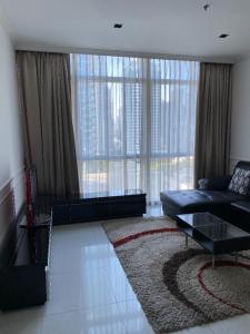 For RentCondoWitthayu, Chidlom, Langsuan, Ploenchit : Athenee Residence, fully furnished, 98 square meters.