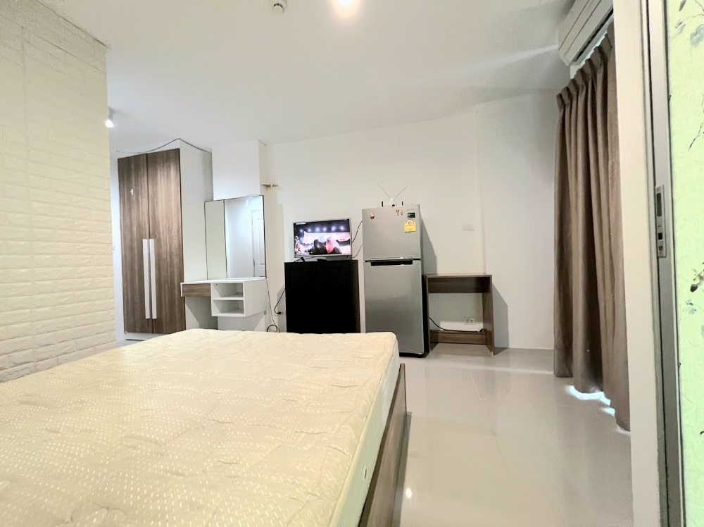 For RentCondoRatchadapisek, Huaikwang, Suttisan : 🔥🔥⚡️Today's update: For rent The Urbano Ratchadaphisek 19 near #MRT Ratchadaphisek 🌵 Please inform the property code via Line 🟣PC2403-138