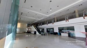 For RentShowroomNawamin, Ramindra : showroom for rent Office and a large 2-storey warehouse suitable for a product showroom. car showroom furniture showroom Superstores, offices, spas, large beauty clinics, or specialized hospitals.