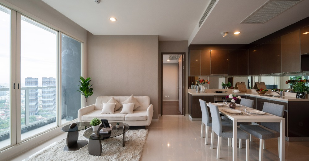 For SaleCondoSathorn, Narathiwat : Sell Menam Residences, 1 Bed, 47.04 sq.m. Fully Furnished | Call/Line: 0856629953