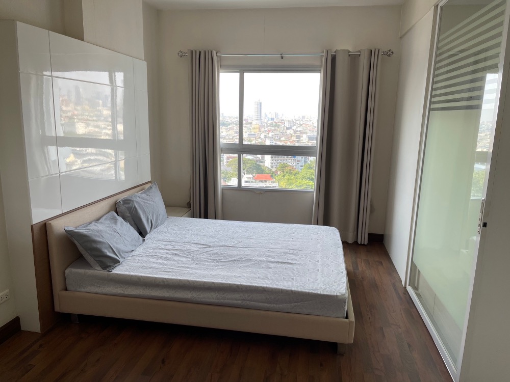 For RentCondoWongwianyai, Charoennakor : for rent Q house sathorn 1 bed super deal ❤️☘️