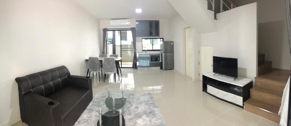 For RentTownhouseOnnut, Udomsuk : 🔥🔥⚡️Today's update: House for rent in the middle of the city. Srinakarin-On Nut near #BTSOn Nut ♨️ Please inform the property code via Line 🟣MC2406_084