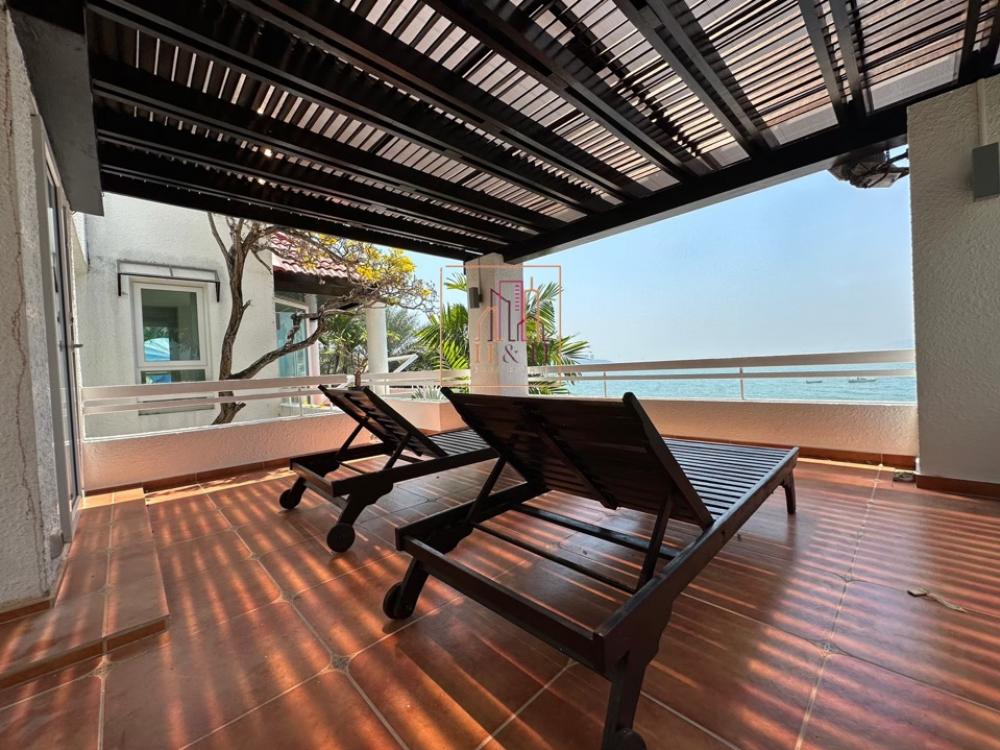 For SaleCondoPattaya, Bangsaen, Chonburi : Beachfront Villa for Sale Pattaya BeachSize 311.71 sq.m.3 Bedrooms 4 Bathrooms