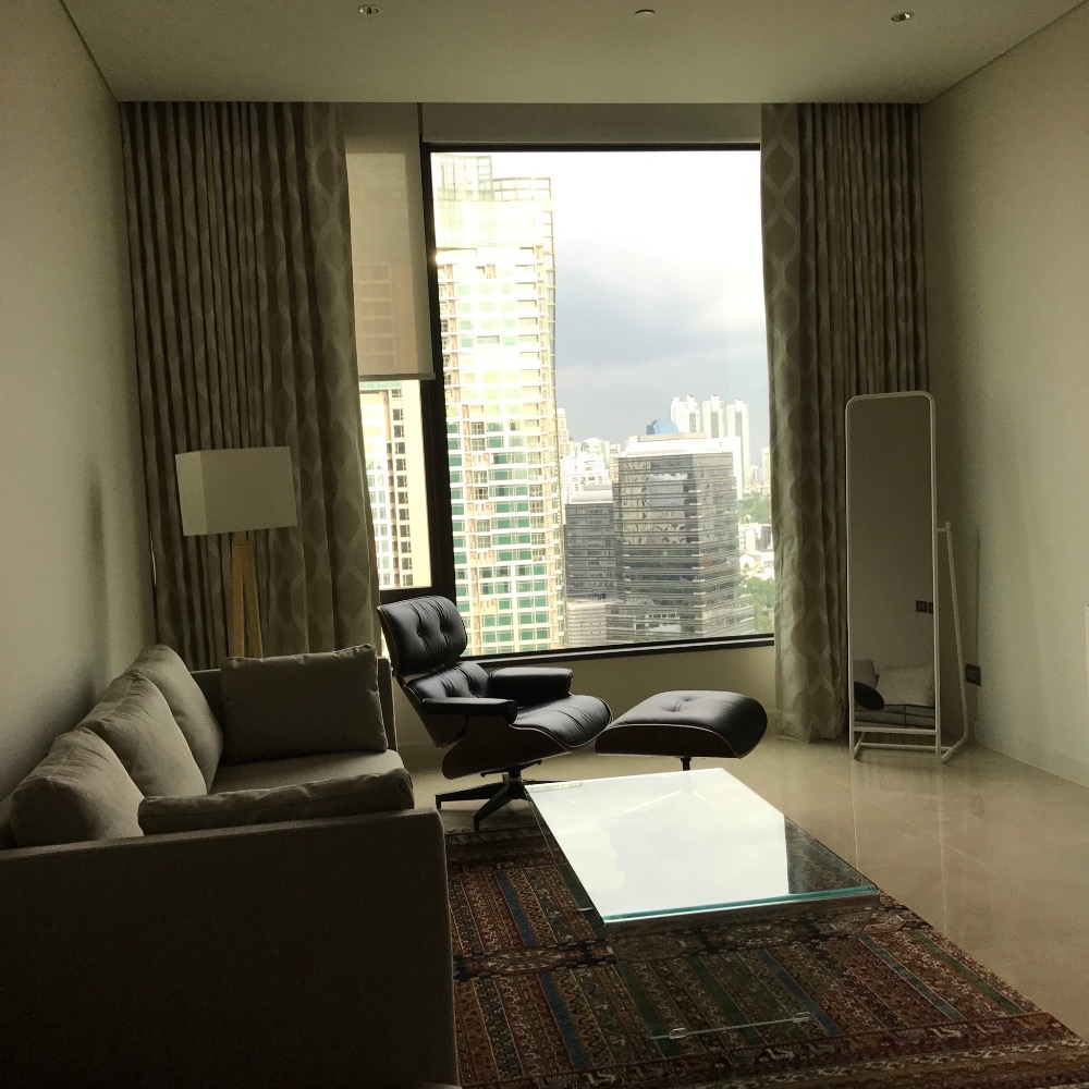 For RentCondoWitthayu, Chidlom, Langsuan, Ploenchit : for rent Sindhorn residence 1 bed super deal ❤️🌳