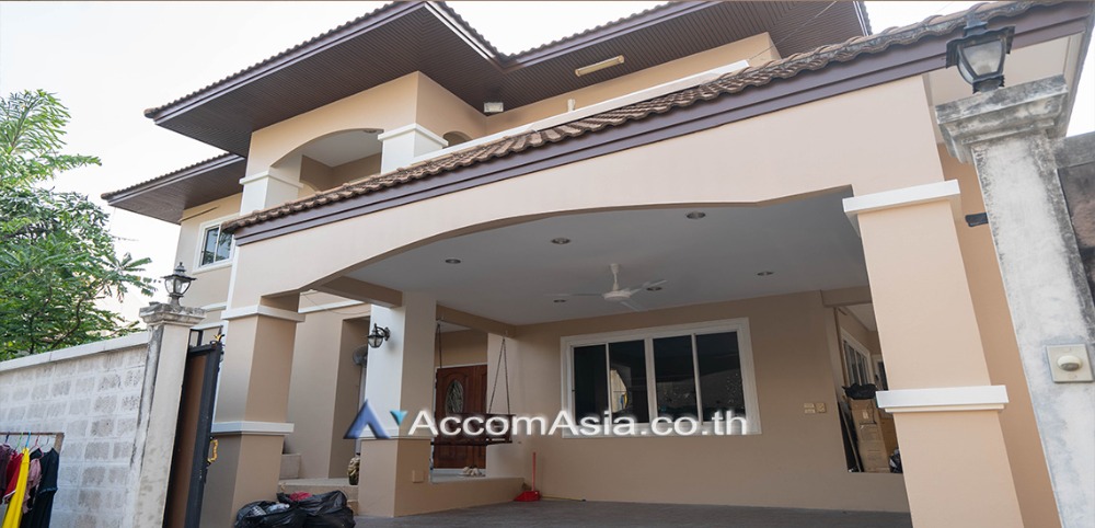 For SaleHouseOnnut, Udomsuk : 4 Bedrooms House for Sale in Sukhumvit, Bangkok near BTS Phra khanong (2318119)