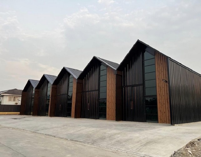 For RentWarehouseNawamin, Ramindra : For Rent: Warehouse with office for rent, Soi Nuanchan 56, near Ramintra Expressway, trailers, containers can enter, area 515 square meters, very good location, suitable for a variety of businesses.