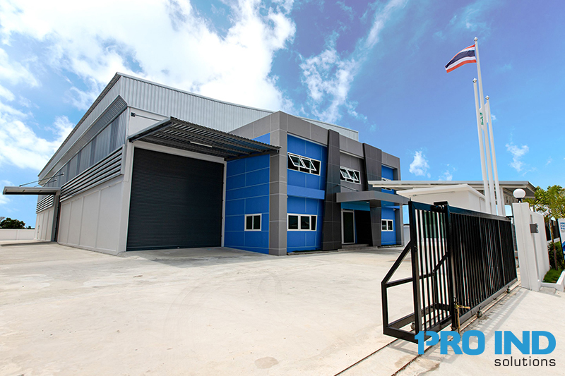 For RentFactorySamut Prakan,Samrong : Like-new, just renovated high-quality factory and warehouse with office for rent size 1,086 sqm. Located near Bangna Trad road km. 23, Suvarnabhumi Airport, Bangplee Industrial Estate and the express way.