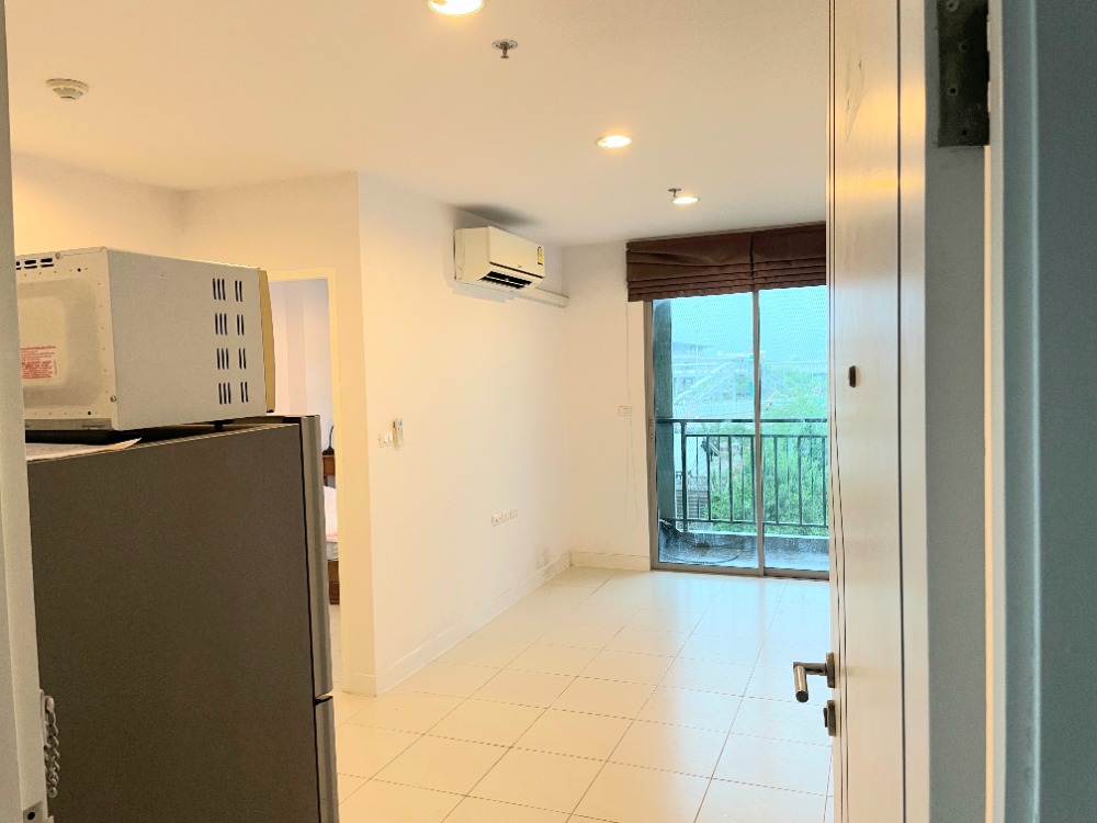 For SaleCondoVipawadee, Don Mueang, Lak Si : Urgent Sale !! 1-Bedroom corner room at 2.4MB only !! ( Walking distance to BTS Wat Phra Sri Mahathat & BTS Phaholyothin59 )