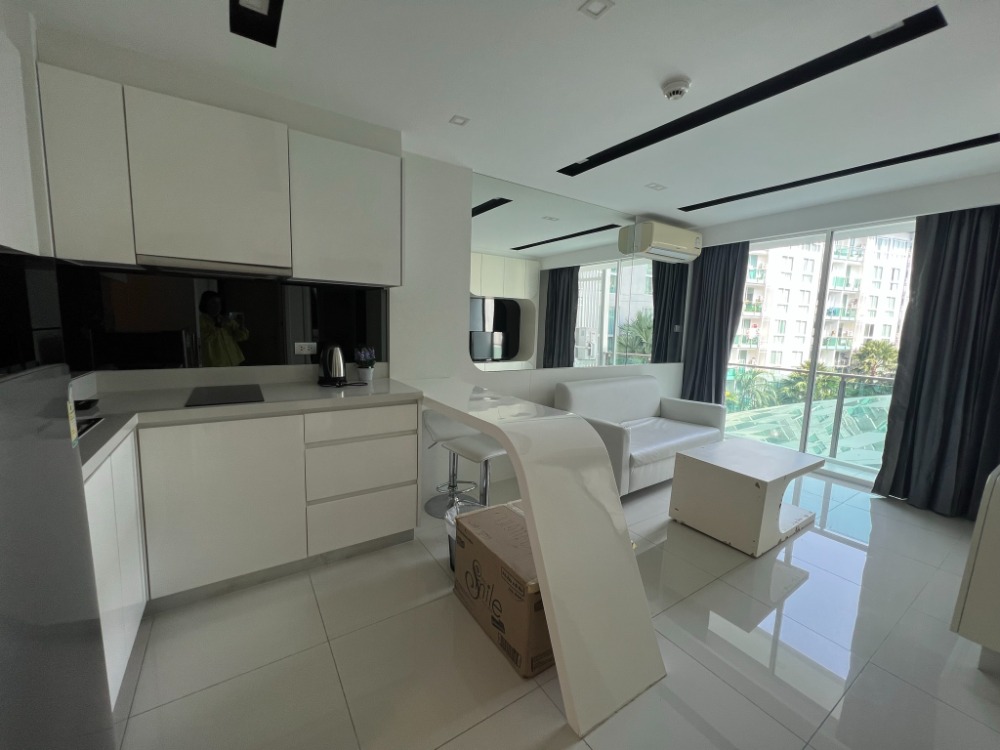 For SaleCondoPattaya, Bangsaen, Chonburi : Loss sale For Sale City Center Residence FQ Quota 1 bed 35 sqm> Pool View