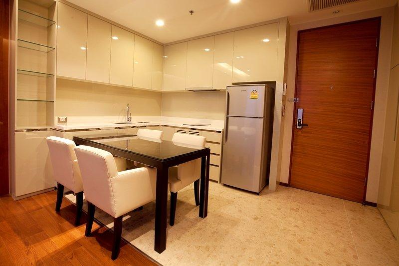 For SaleCondoSukhumvit, Asoke, Thonglor : For Sale The Address Sukhumvit 28 2 Bed 13.9 mb