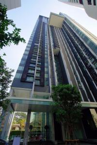 For SaleCondoSukhumvit, Asoke, Thonglor : 🔥Best Deal🔥For Sale Condo Edge Sukhumvit 23, 1 Bed 1 Bath, 43.24 sq.m. Corner unit, fully-furnished. Prime location, near BTS/MRT Asoke