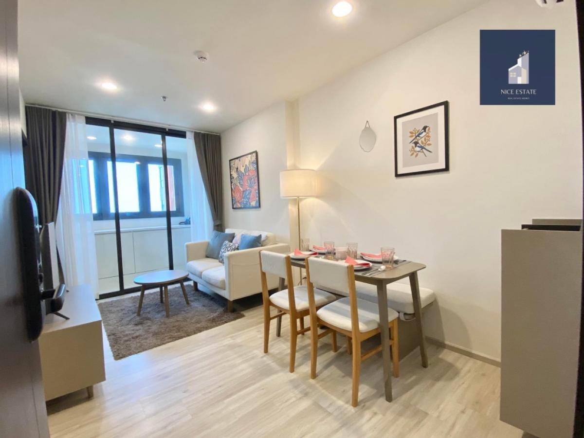 For RentCondoRatchadapisek, Huaikwang, Suttisan : XT Huaikhwang 1 bedroom, closed kitchen, high floor, city view.