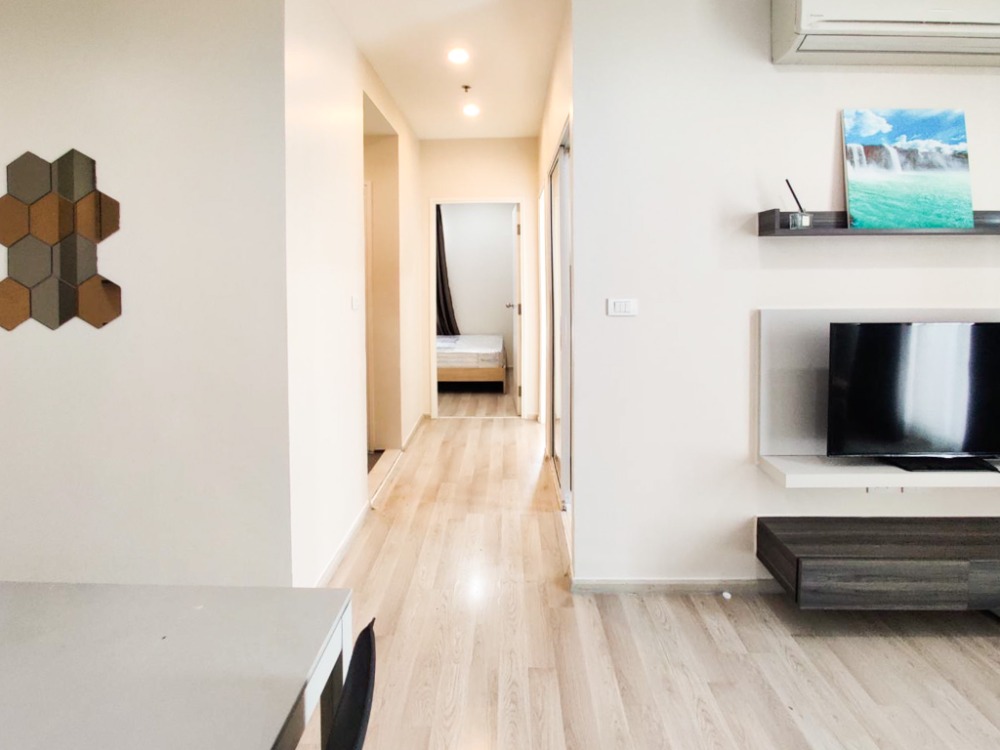 ให้เช่าคอนโดรัชดา ห้วยขวาง : FOR ((RENT)) PRICE 25,000. - CONDO CENTRIC HUAIKWANG, 2 BED 1 BATH, 29th, 48 SQ.M.