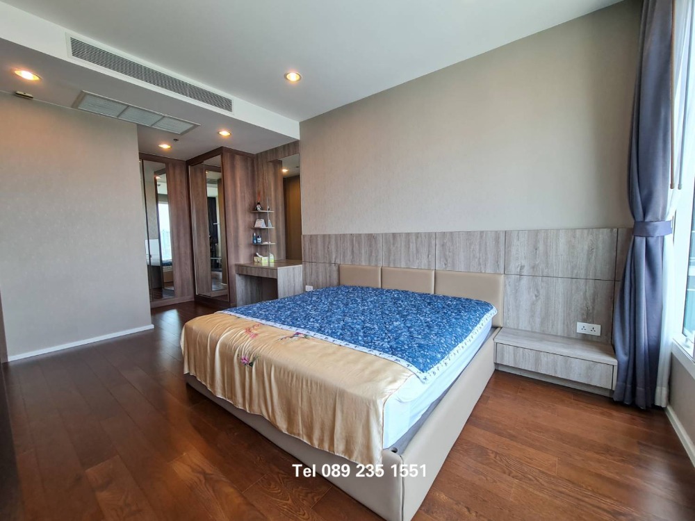 For SaleCondoSathorn, Narathiwat : For Sell Menam Residences 2 bed, high floor, with luxury built-in furniture, special price